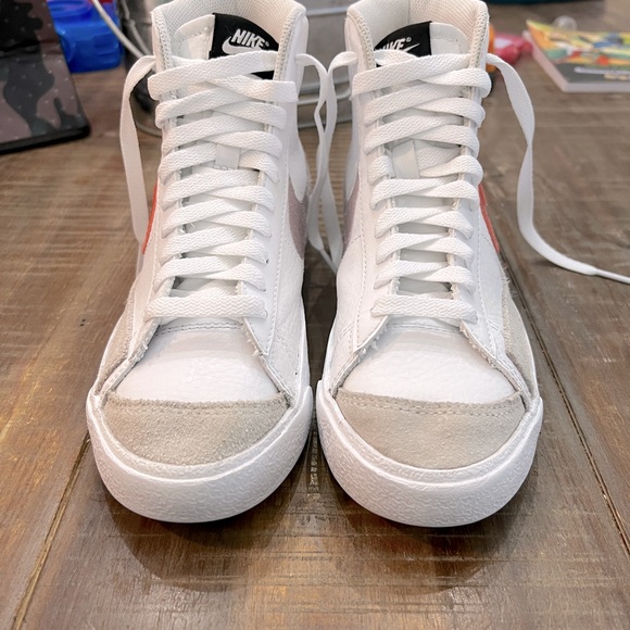 Nike Blazer Mid 77 White Magic Ember. Youth - Picture 4 of 10